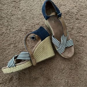 Toms blue striped espadrilles womens 8.5